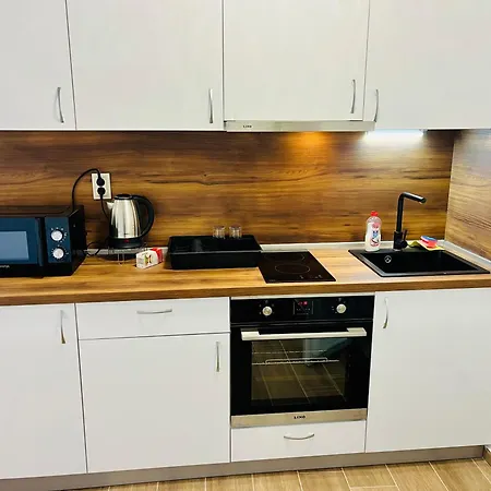 тутхон * Pomorie