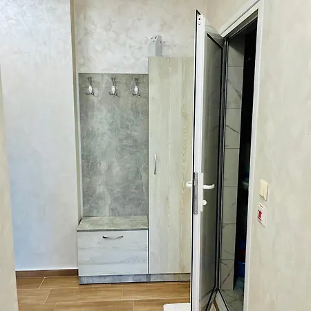 Apartment тутхон *